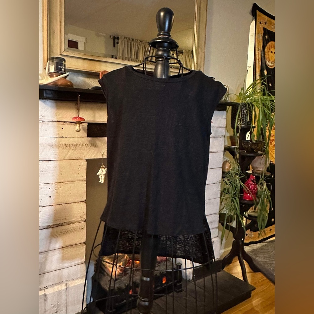 One Clothing women’s medium high low tank
